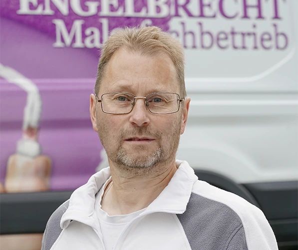 Portrait von Klaus-Jürgen Burmeister, Maler- und Lackiergeselle des Engelbrecht Malerfachbetriebs in Bayreuth